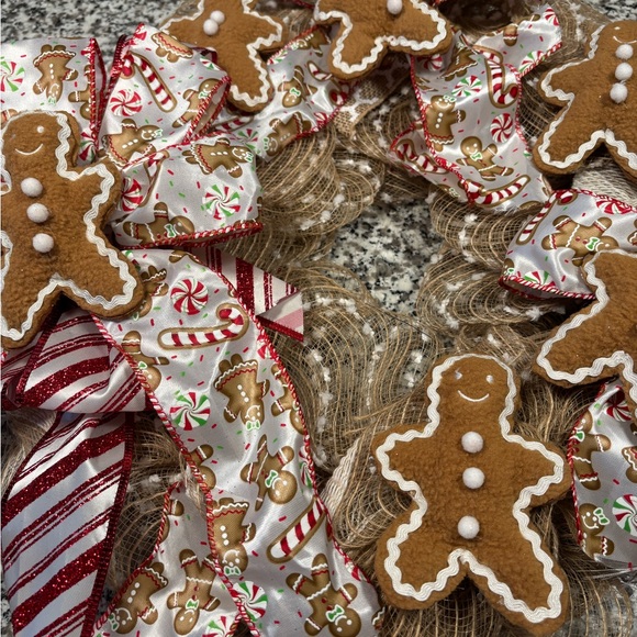 Hand Crafted Gingerbread Wreath with Candy Cane Ribbons - Picture 4 of 5